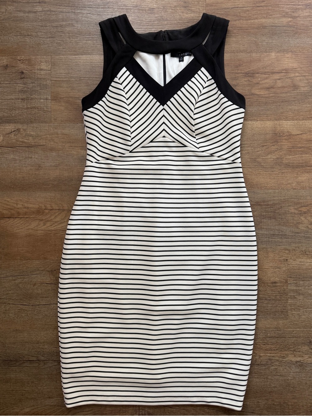 Signature by Sangria Black & White Striped Sleeveless Sheath